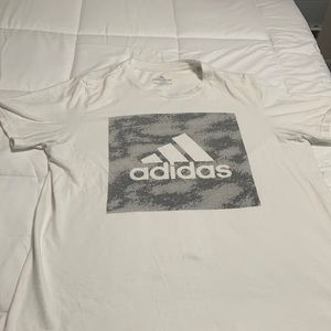 Mens Adidas tee shirt